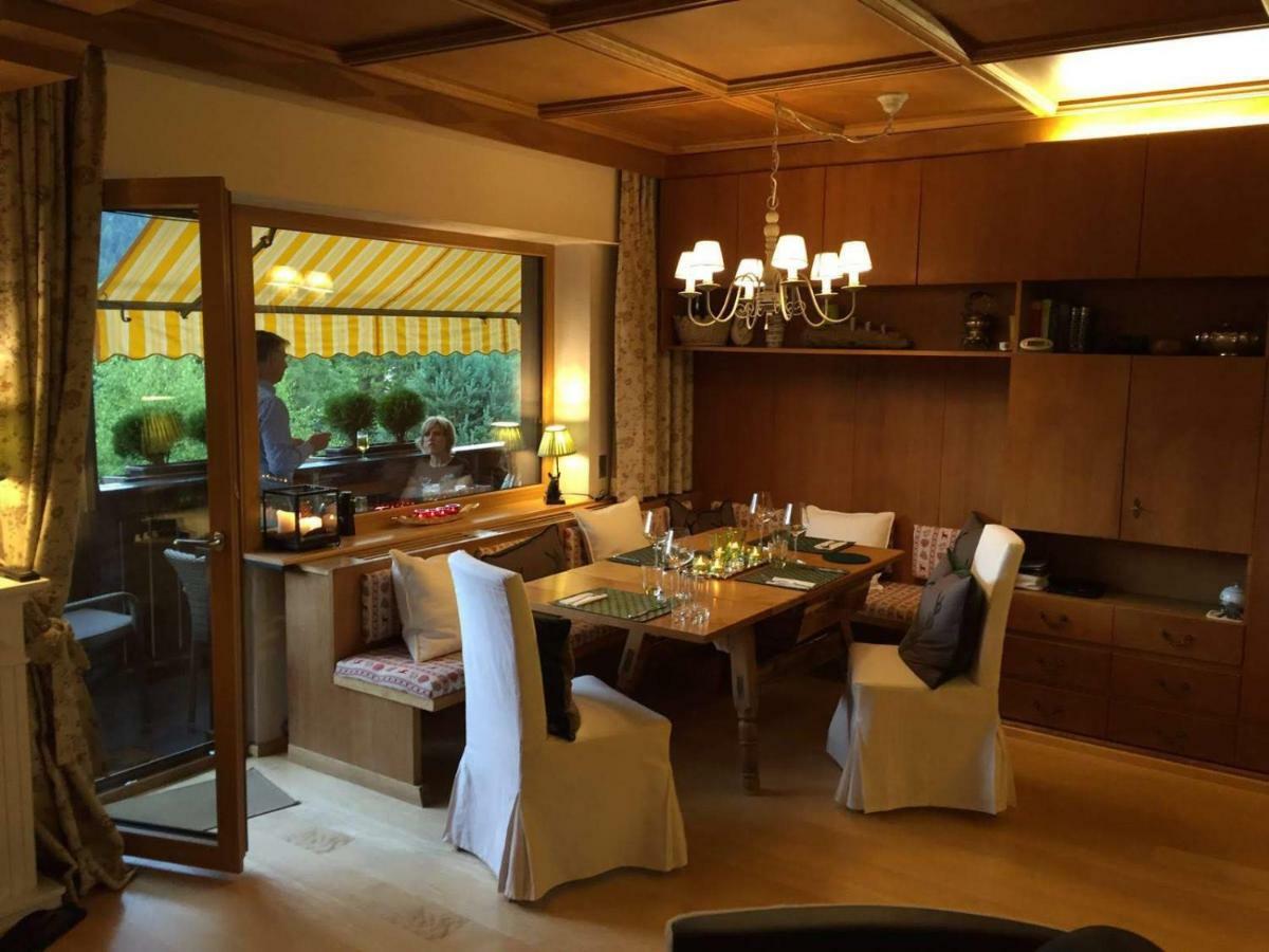 Apartment Cristina - Suedbalkon Mit Bergblick เซเฟลด์ อิน ทิโรล ภายนอก รูปภาพ